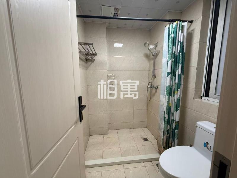 合租·方正荷塘月色