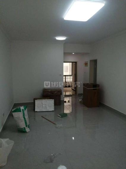 东宝东宝整租 水岸新城3室2厅/98平/中楼层