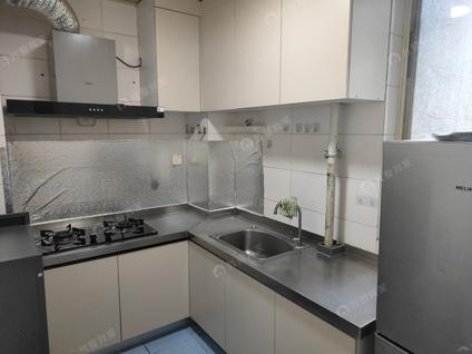 朝阳定福庄整租 东领鉴筑家园1室1厅/50平/低楼层