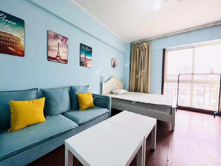 整租·戛纳小镇