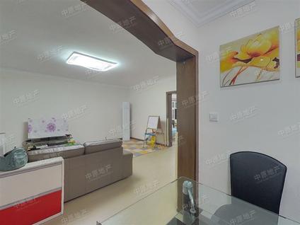 徐汇虹梅路整租 凤凰大楼2室2厅/110平/中楼层