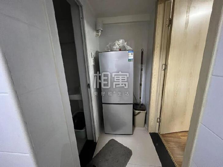 整租·新泾三村