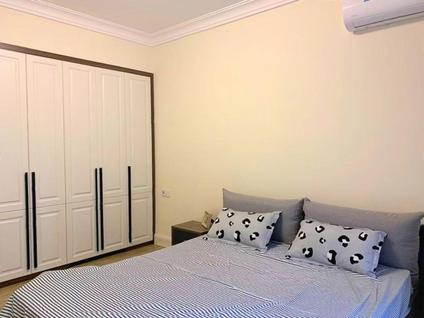 美兰国兴整租 海航豪庭(北苑二区)3室2厅/137平/中楼层