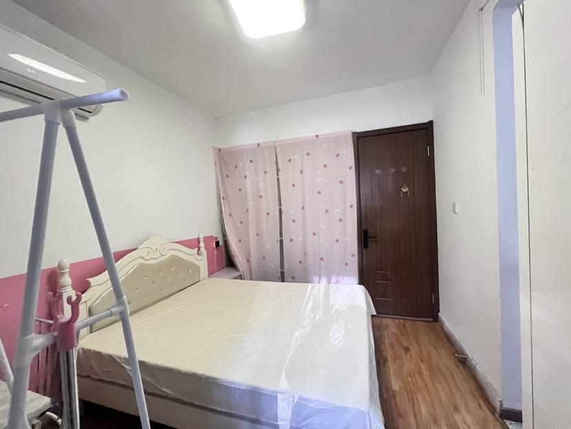 合租·新时代景庭