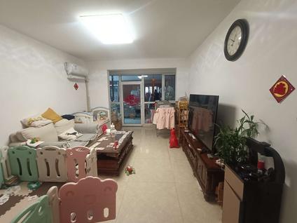 西青中北整租 万科假日风景2室2厅/84平/低楼层