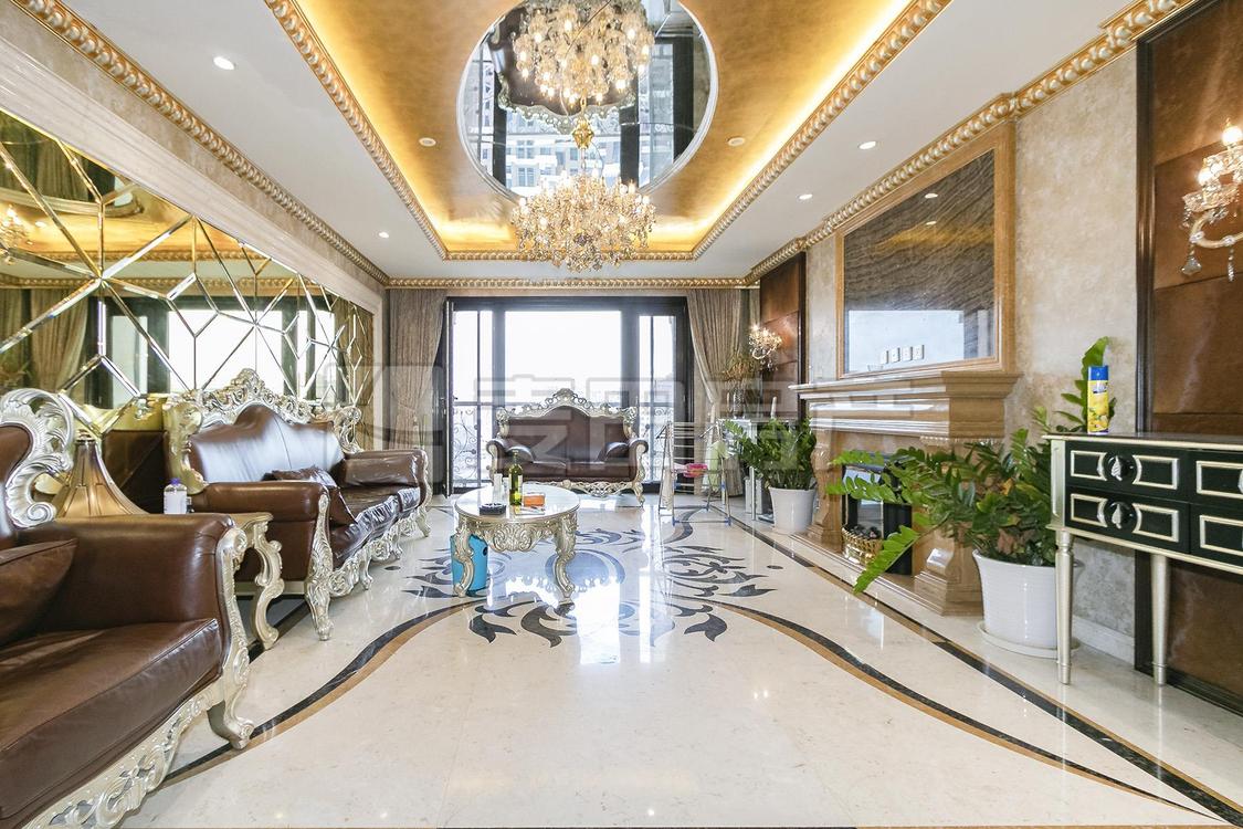 整租·荣尊堡国际俱乐部公寓