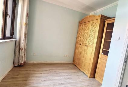 黄岛灵山卫整租 世茂诺沙湾3室2厅/120平/中楼层