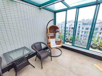 浦东杨思整租 申江豪城3室2厅/147平/高楼层