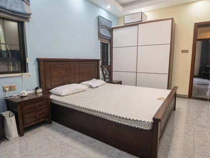 秀英紫园整租 慧远美林谷3室2厅/131平/低楼层