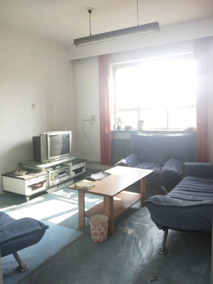新市铁路局整租 二十三街住宅小区2室1厅/68平/高楼层