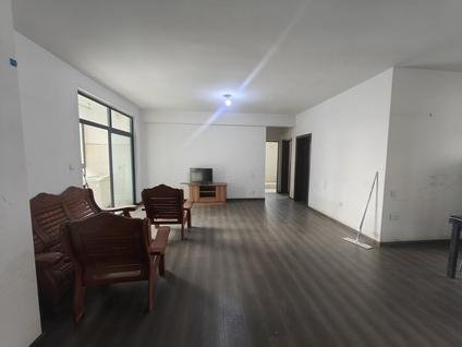 青山湖京安路整租 天使水榭尚都3室2厅/139平/高楼层