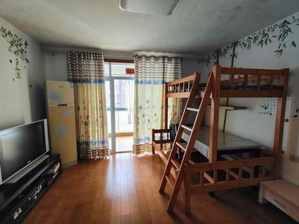 浦东周浦整租 安康新村5室2厅/140平/高楼层