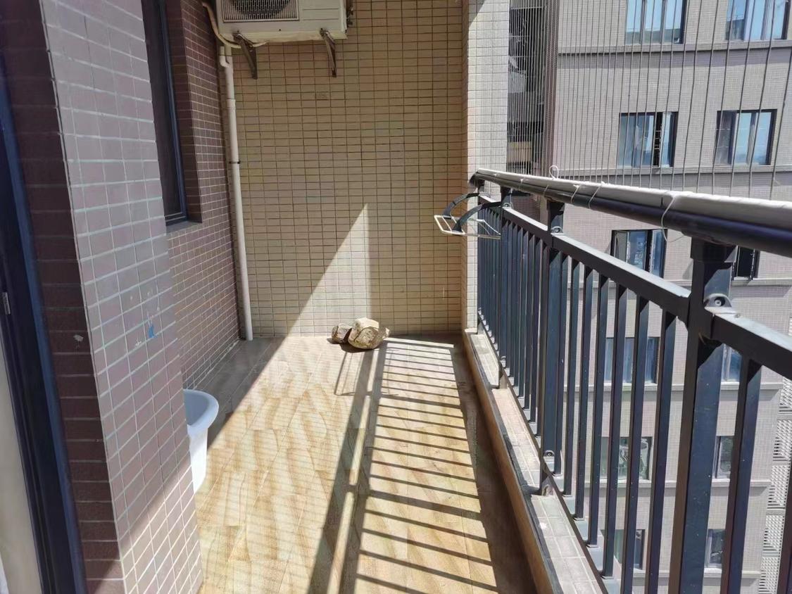 整租·深业塞纳湾