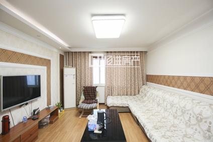 卫滨新建街整租 惠民馨苑3室2厅/123平/中楼层