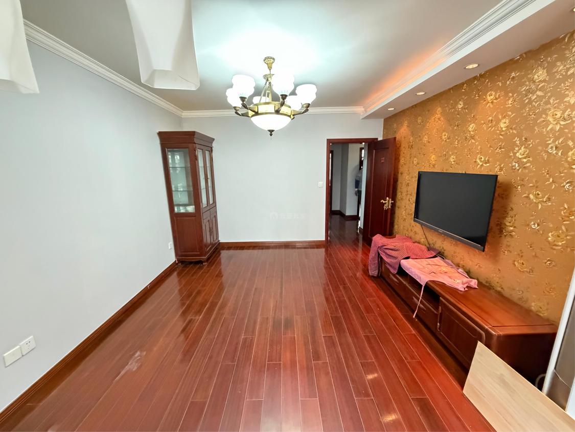 整租·凌兆七村