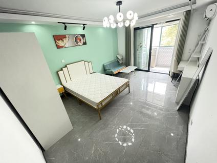 浦东高行合租 证大家园(五期)1室0厅/22平/中楼层