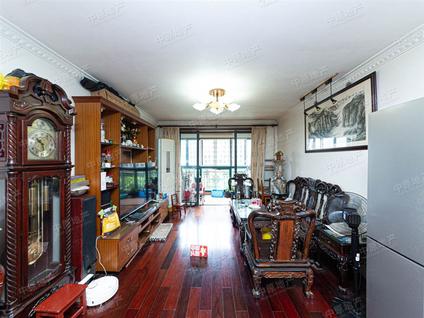 浦东陆家嘴整租 京城大厦3室2厅/140平/低楼层