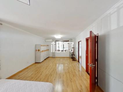 丰台和义整租 西宏苑小区2室1厅/107平/低楼层