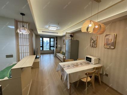 金湾航空新城整租 华发中央公园2室2厅/69平/中楼层