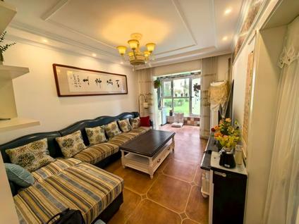 红旗柳青路整租 绿都温莎城邦2室2厅/98平/低楼层