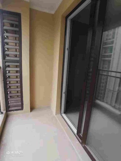 广陵亲亲冷冻市场整租 中海十里丹堤3室2厅/122平/低楼层