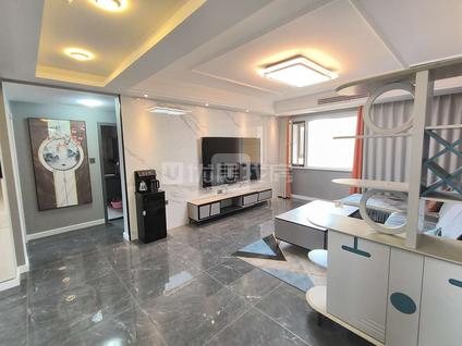 渭城渭城整租 塞纳绿洲3室2厅/133平/高楼层