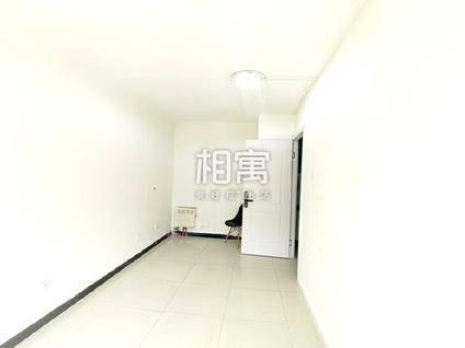 丰台新宫合租 南庭新苑(北区)3室1厅/15平/低楼层