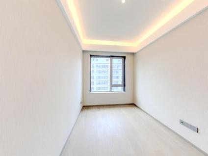 长安沣东新城整租 海逸长洲A区4室2厅/160平/高楼层