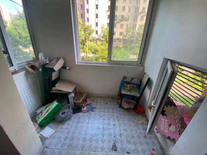 闵行浦江镇整租 汇秀景苑(二街坊)2室1厅/77平/低楼层