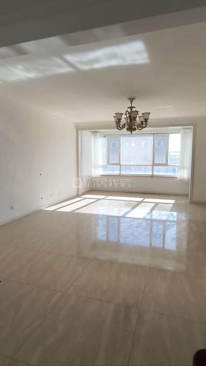 赛罕新华联商圈整租 河畔嘉园3室2厅/143平/中楼层