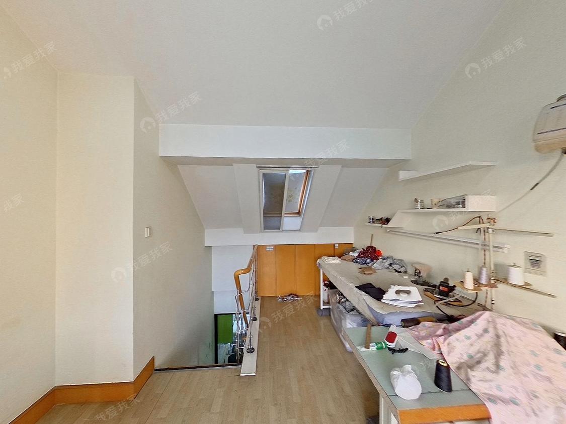 整租·湖畔莲花港家园