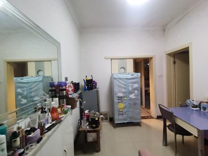 九龙坡谢家湾整租 华奥小区2室1厅/40平/高楼层