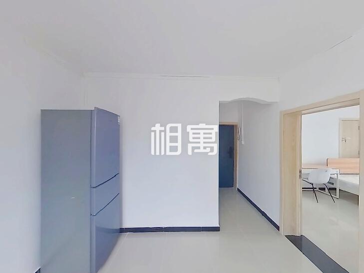 合租·裕中西里