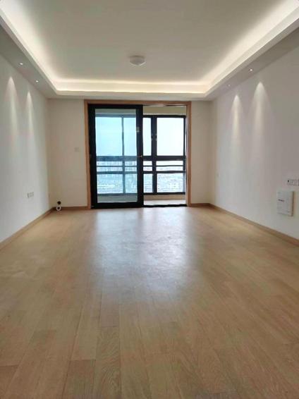 扬州中海金玺3室2厅126平中楼层/共27层