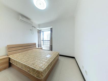 雁塔曲江大道整租 曲江龙邸2室2厅/94平/高楼层