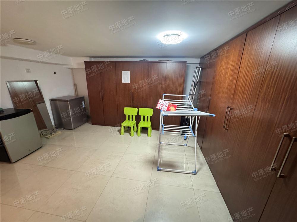 整租·世茂湖滨花园(别墅)