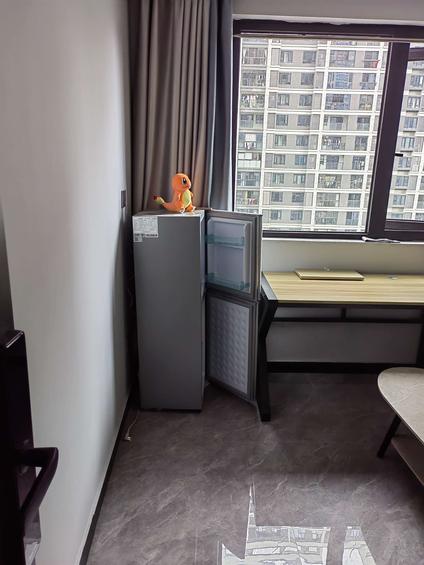 鹿城下吕浦合租 横渎绣苑1室0厅/50平/低楼层