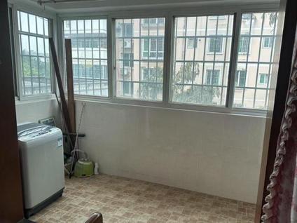 柳南柳南整租 银城园3室2厅/109平/中楼层