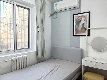 朝阳潘家园合租 潘家园南里3室1厅/7平/高楼层