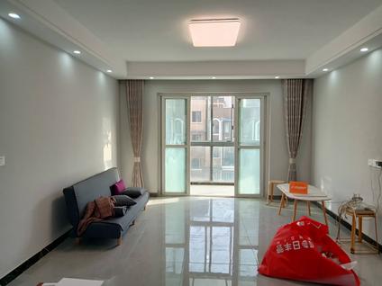 颍州颍州整租 易景国际花园3室2厅/102平/高楼层