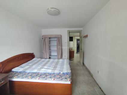 河西挂甲寺整租 中裕园2室1厅/44平/高楼层