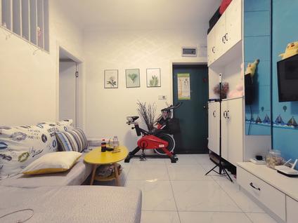 九龙坡谢家湾整租 华奥小区1室1厅/45平/低楼层