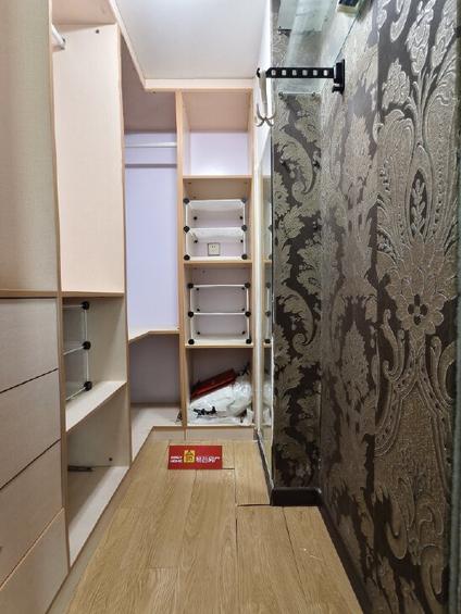 昌平昌平县城整租 花样年华3室2厅/140平/高楼层