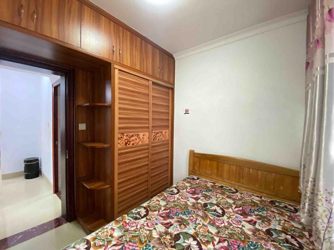 整租·荣和山水绿城(四期)