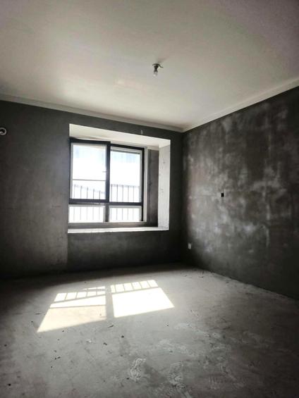 扬州佳源荣御府(二期)3室2厅123平高楼层/共32层