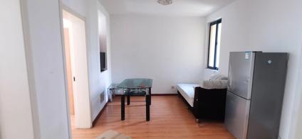 连云猴嘴整租 昌圩湖花园2室2厅/62平/中楼层