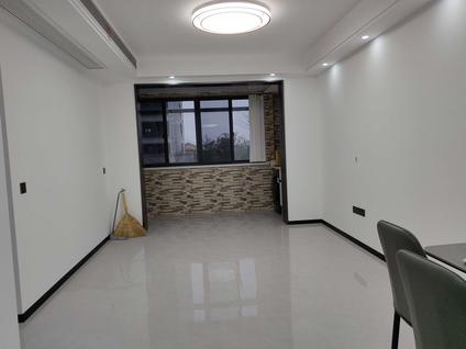 江都江都其他整租 东方上城3室2厅/98平/低楼层