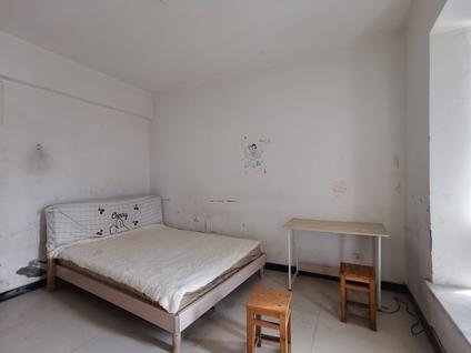 巴南李家沱整租 杰信华府广场1室1厅/34平/低楼层