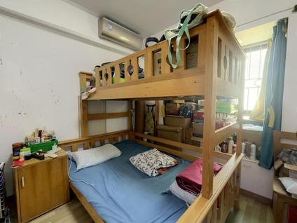 宝安福永整租 金域豪庭(二期)4室2厅/140平/中楼层