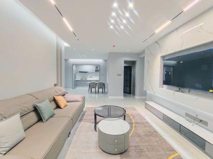 两江新区江北嘴整租 江北嘴公园里4室2厅/152平/中楼层